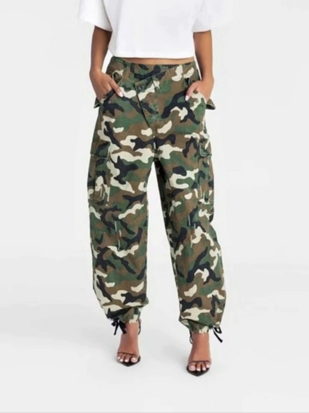 Kbb By Kahlana Camo Cargo Pants in Green & Brown Sz M NWT